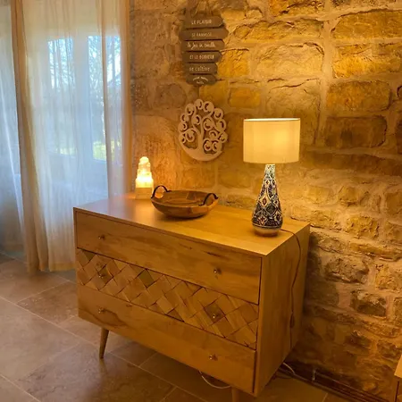 Tatil Evi Les Carillons Du Bois De L'orme Les Pechs-du-Vers