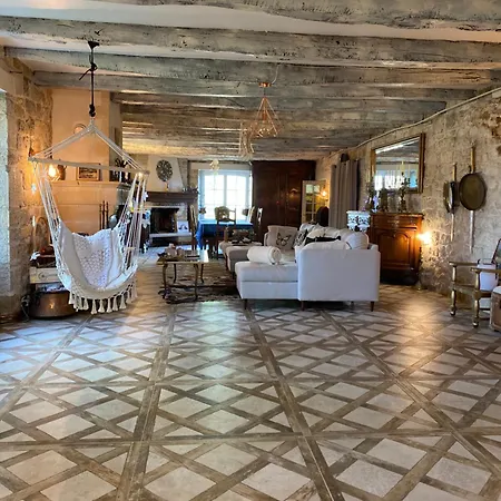 Les Carillons Du Bois De L'orme Les Pechs-du-Vers