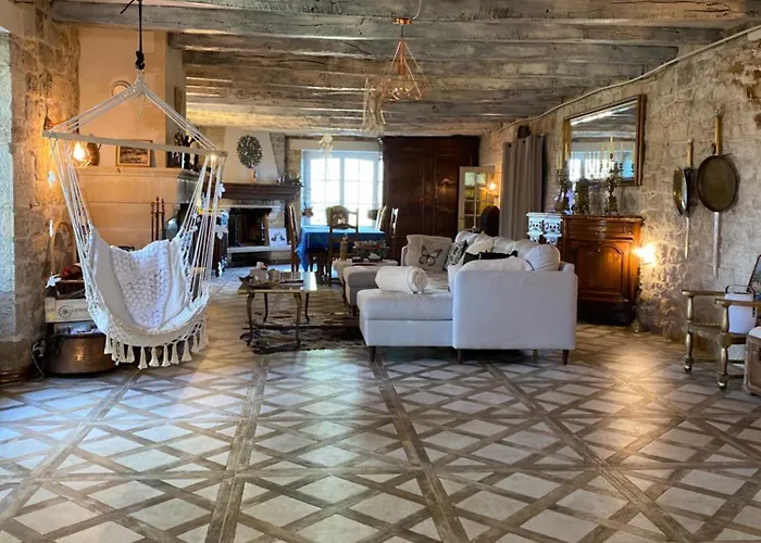 Les Carillons Du Bois De L'orme Les Pechs-du-Vers